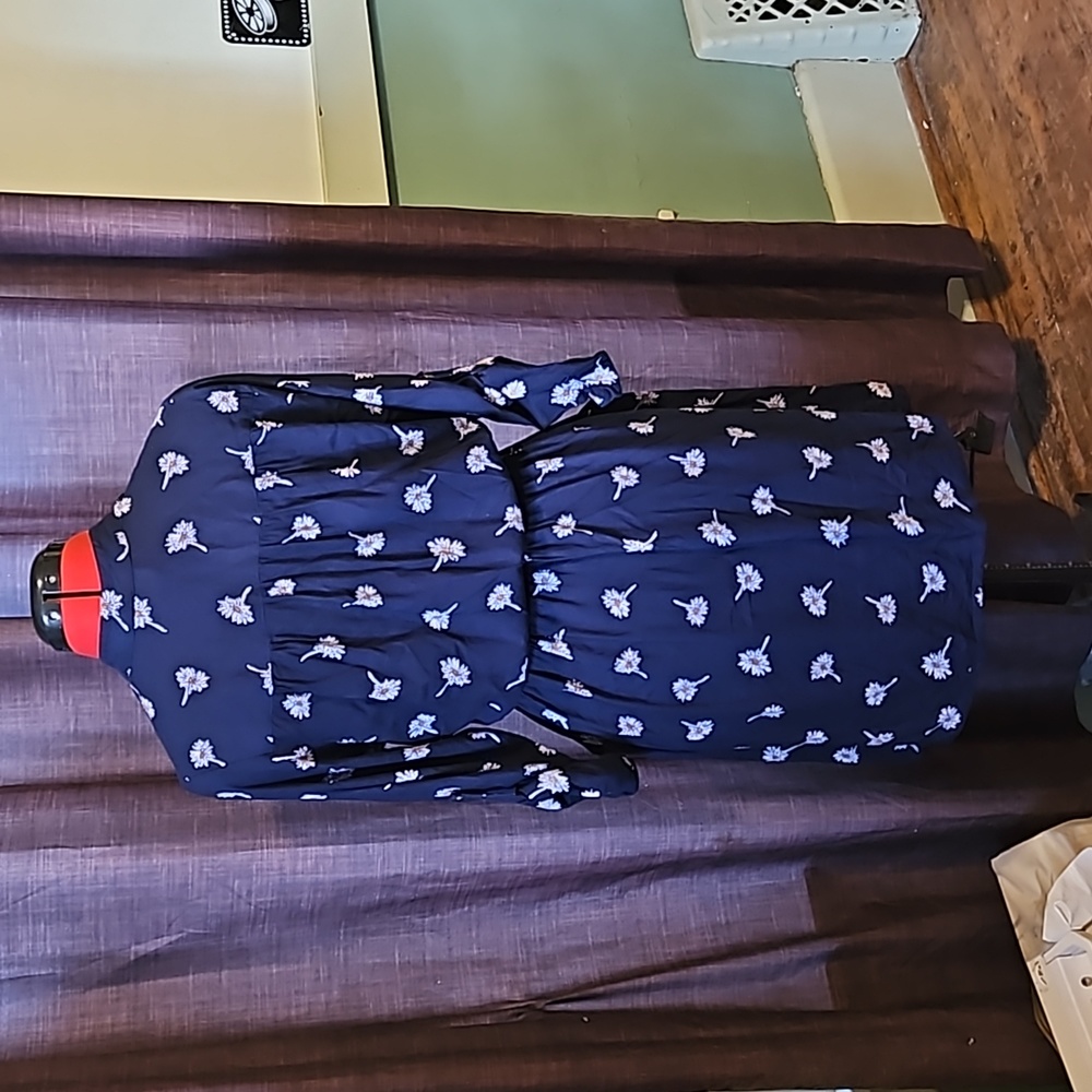 Angie Dark Blue Foral Print Roll Sleeves - Picture 4 of 7